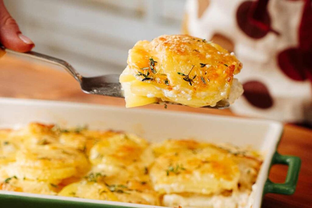 Creamy potato gratin dauphinois recipe – master the art of this decadent French potato bake 9 Creamy potato gratin dauphinois recipe – master the art of this decadent French potato bake