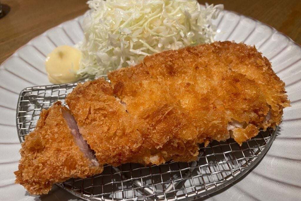 Bistro Maru Maru review: izakaya meets yoshoku in Taikoo Shing with Japanese comfort food 4 Bistro Maru Maru deep-fried pork