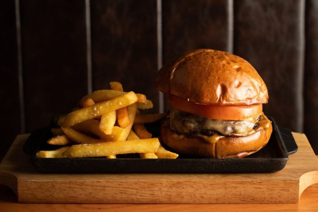The best burgers in Hong Kong, from big-name global brands to home-grown chains 2 Bones & Blades