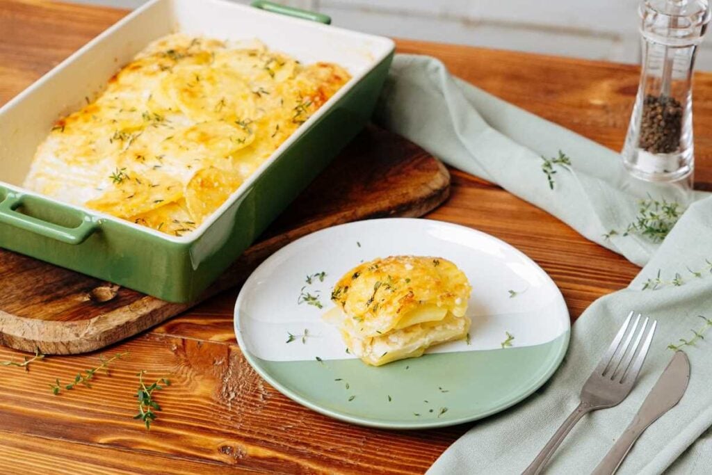 Creamy potato gratin dauphinois recipe – master the art of this decadent French potato bake 1 Creamy potato gratin dauphinois recipe – master the art of this decadent French potato bake