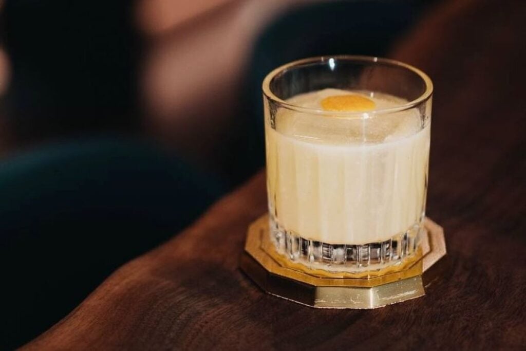 The 21 best bars in Central for every drinking occasion 12 21 best bars in Central, Hong Kong