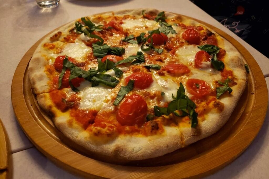 The best pizza in Hong Kong, from New York-style to Neapolitan pies 12 the best pizza spots Hong Kong