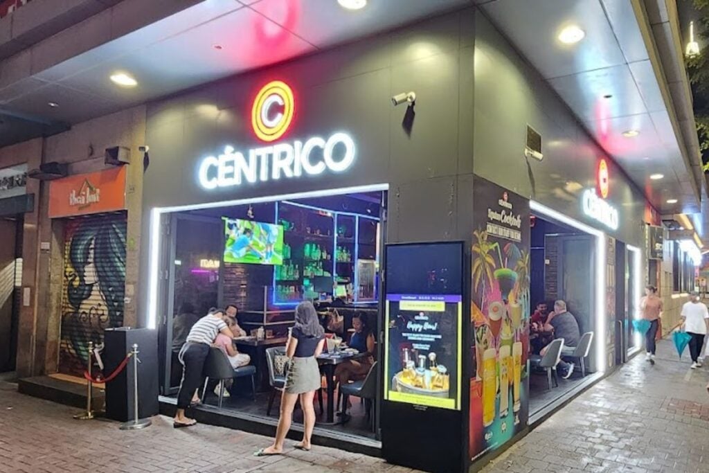 The best sports bars in Hong Kong for live football, rugby, F1, and more 6 best sports bars in Hong Kong live sports