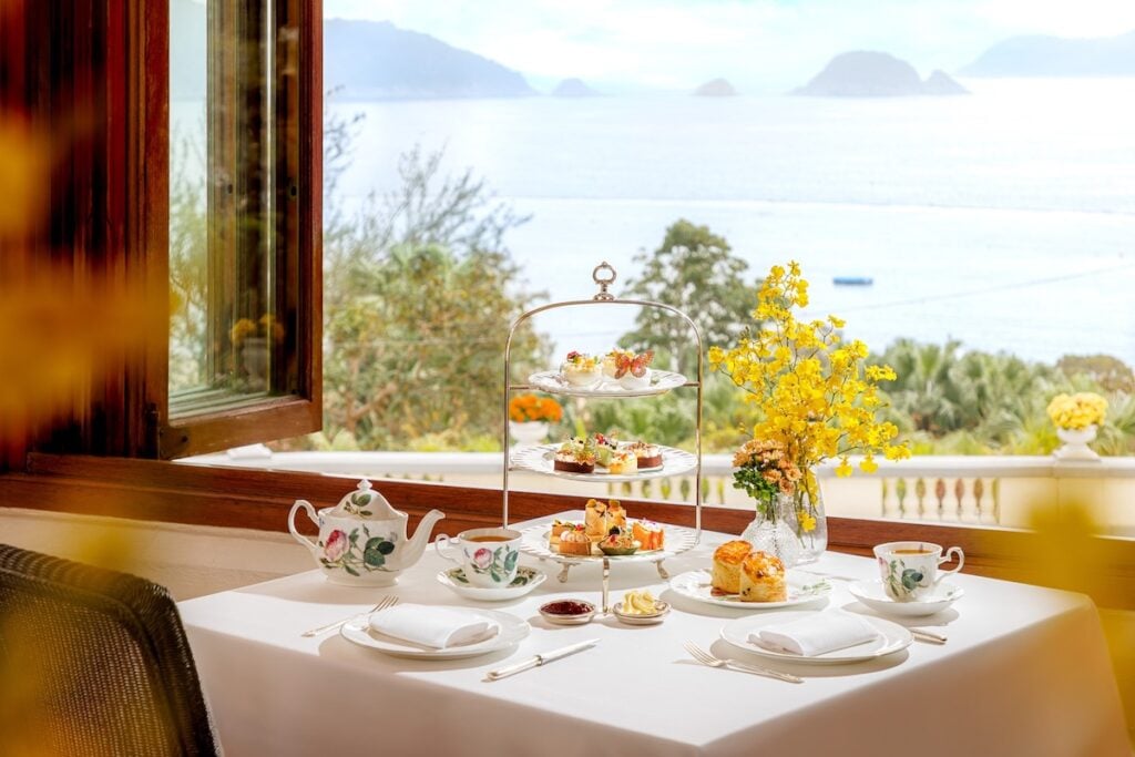 The best spots for afternoon tea in Hong Kong in 2024, from beauty & fashion collabs to holiday-themed sets 26 The Verandah Floral Bliss Afternoon Tea